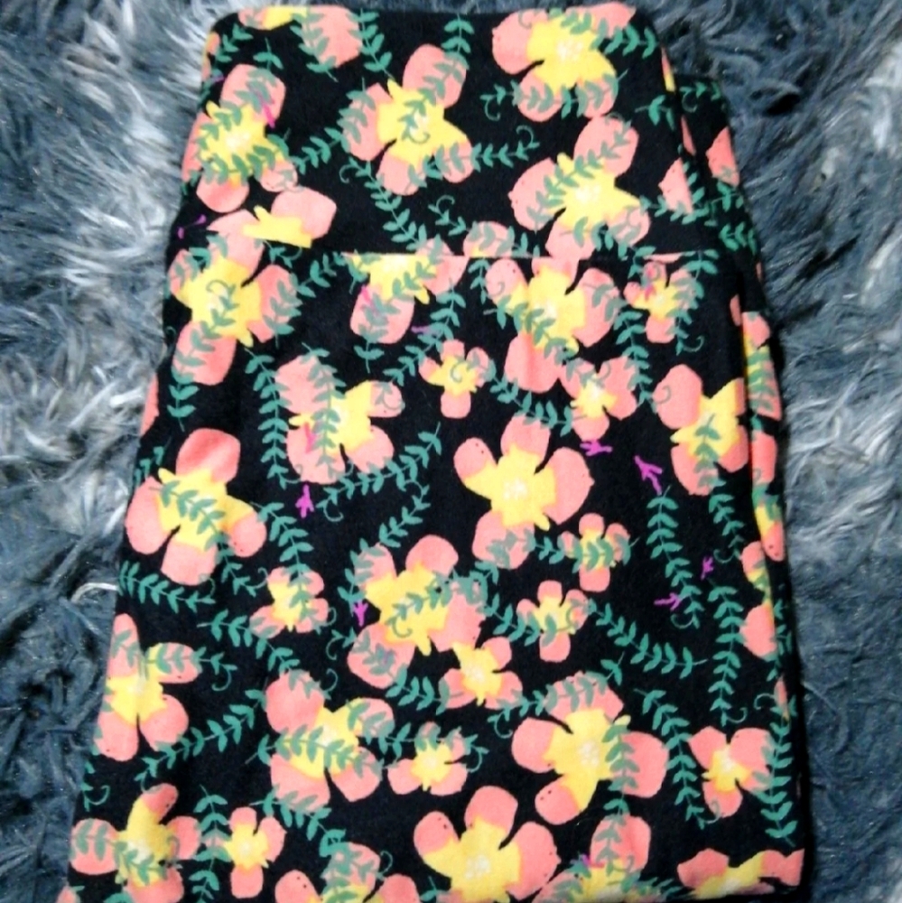 New OS lularoe legging